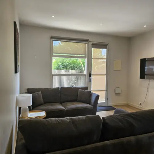 Central Shepparton Apartment 13 9